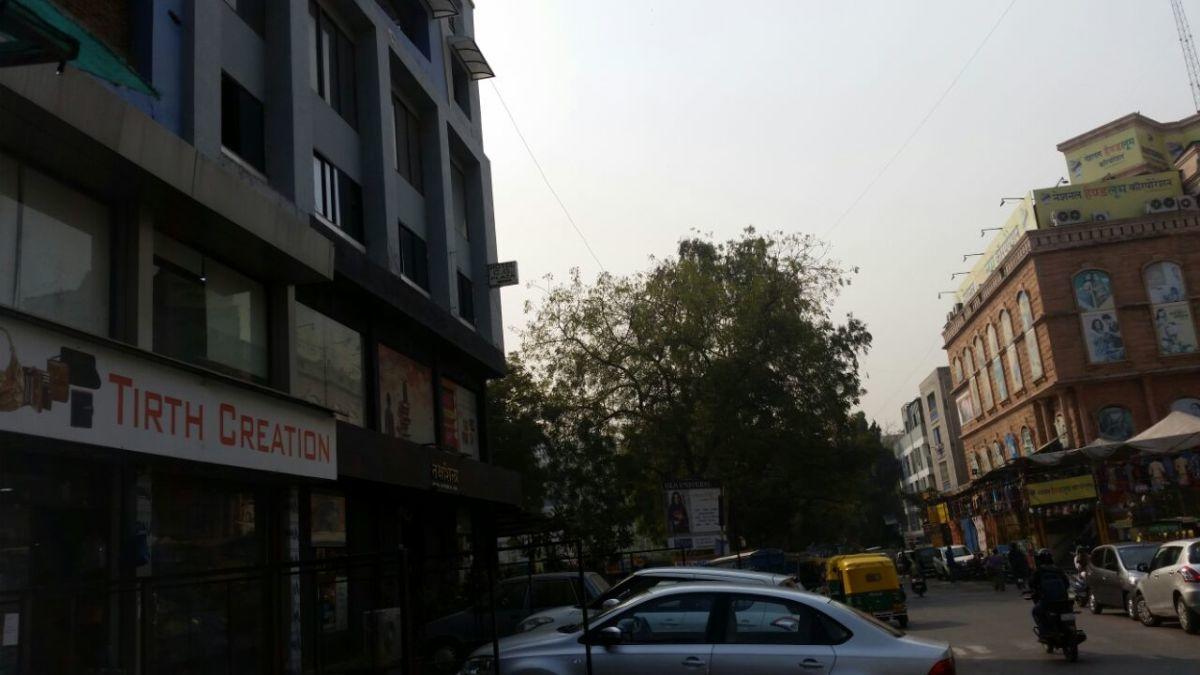 Hotel Cg Plaza Ahmedabad Bagian luar foto